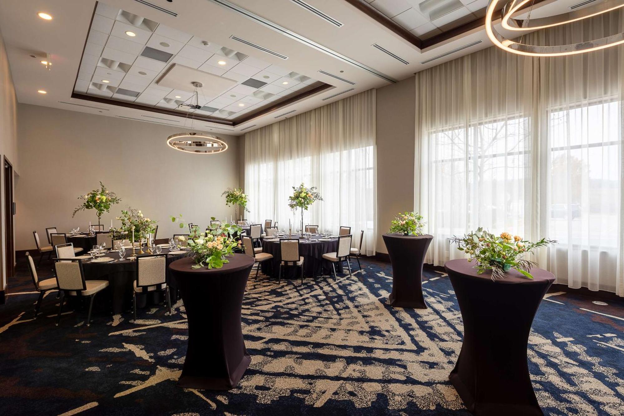 Hilton Asheville Biltmore Park Екстер'єр фото