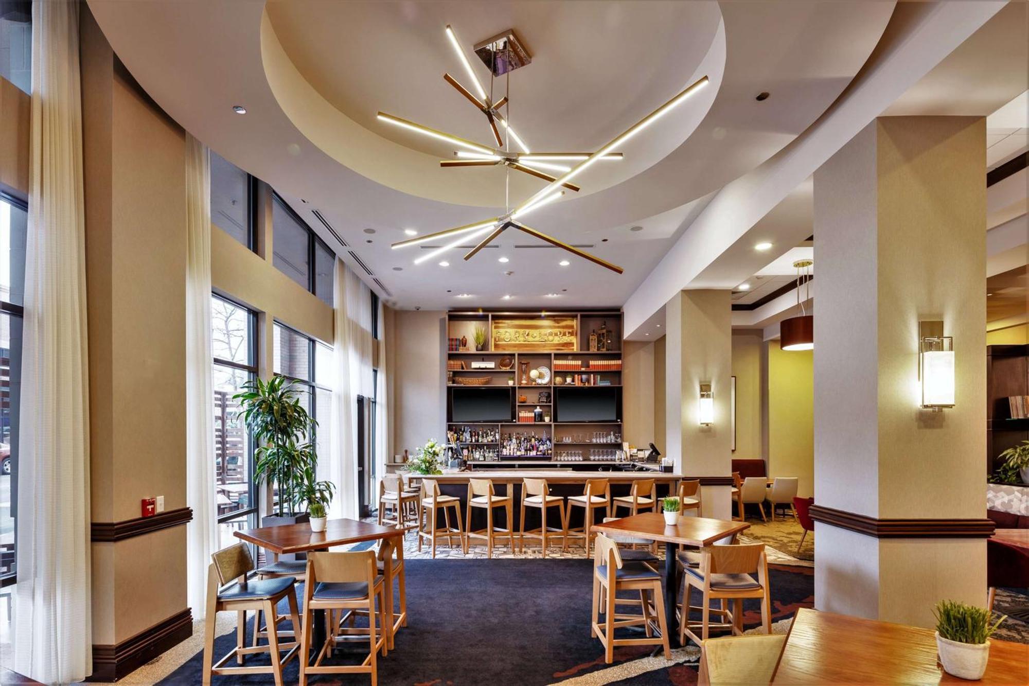 Hilton Asheville Biltmore Park Екстер'єр фото