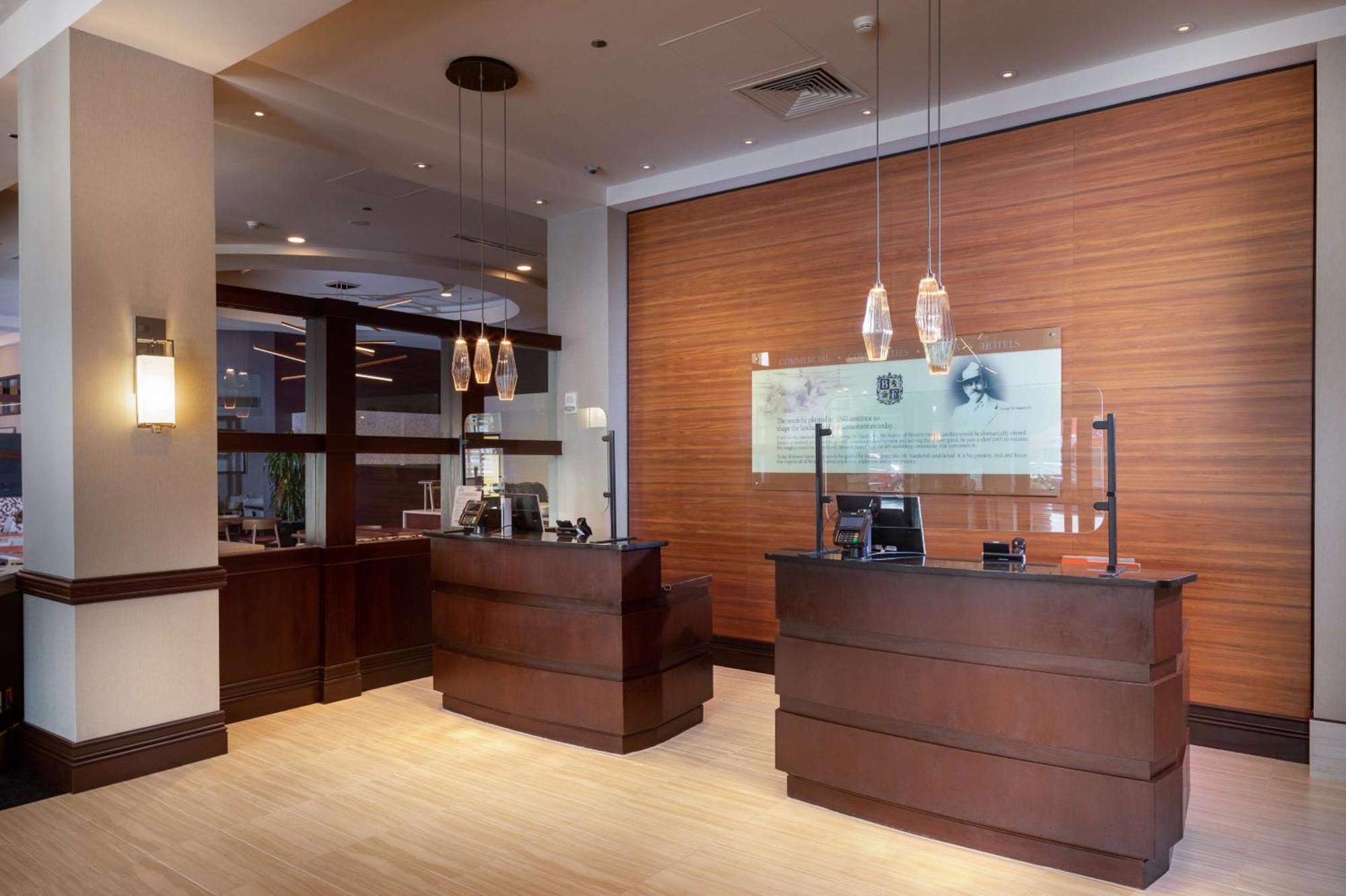 Hilton Asheville Biltmore Park Екстер'єр фото