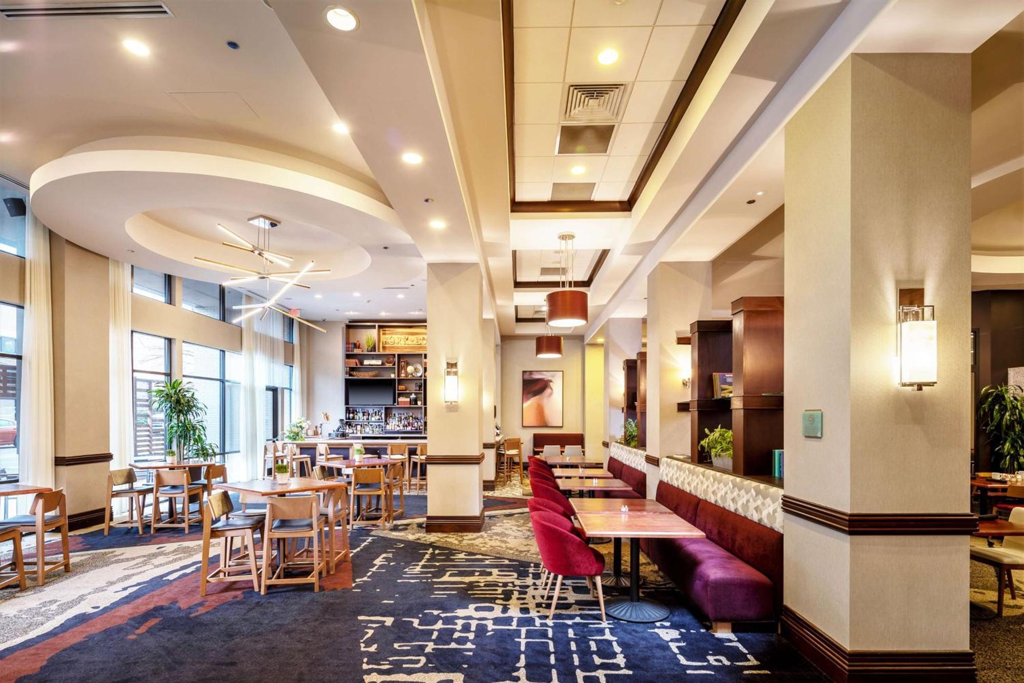 Hilton Asheville Biltmore Park Екстер'єр фото